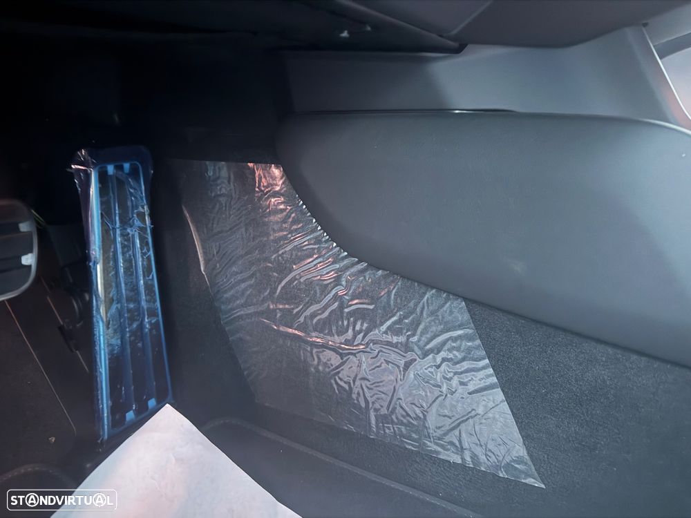 Porsche Taycan Sport Turismo bateria Performance Plus - 27