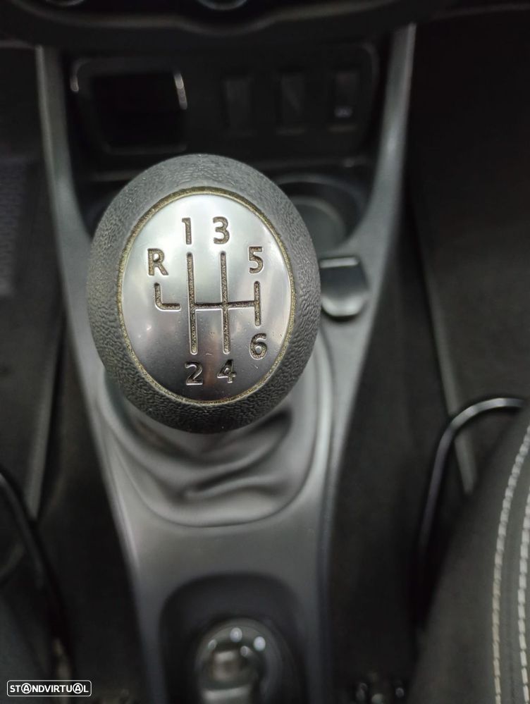Dacia Duster 1.5 dCi SL Urban Explorer - 10