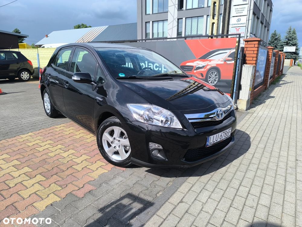 Toyota Auris - 1