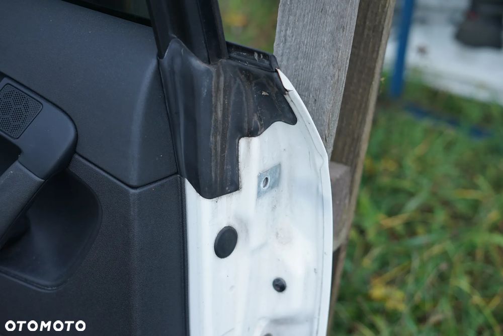 Drzwi tył tylne lewe Audi A3 8P 5d LY9C - 13