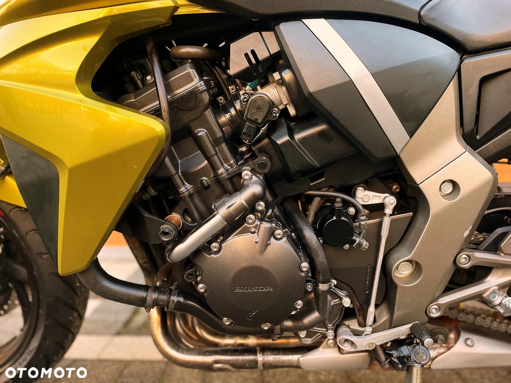 Honda CB - 10