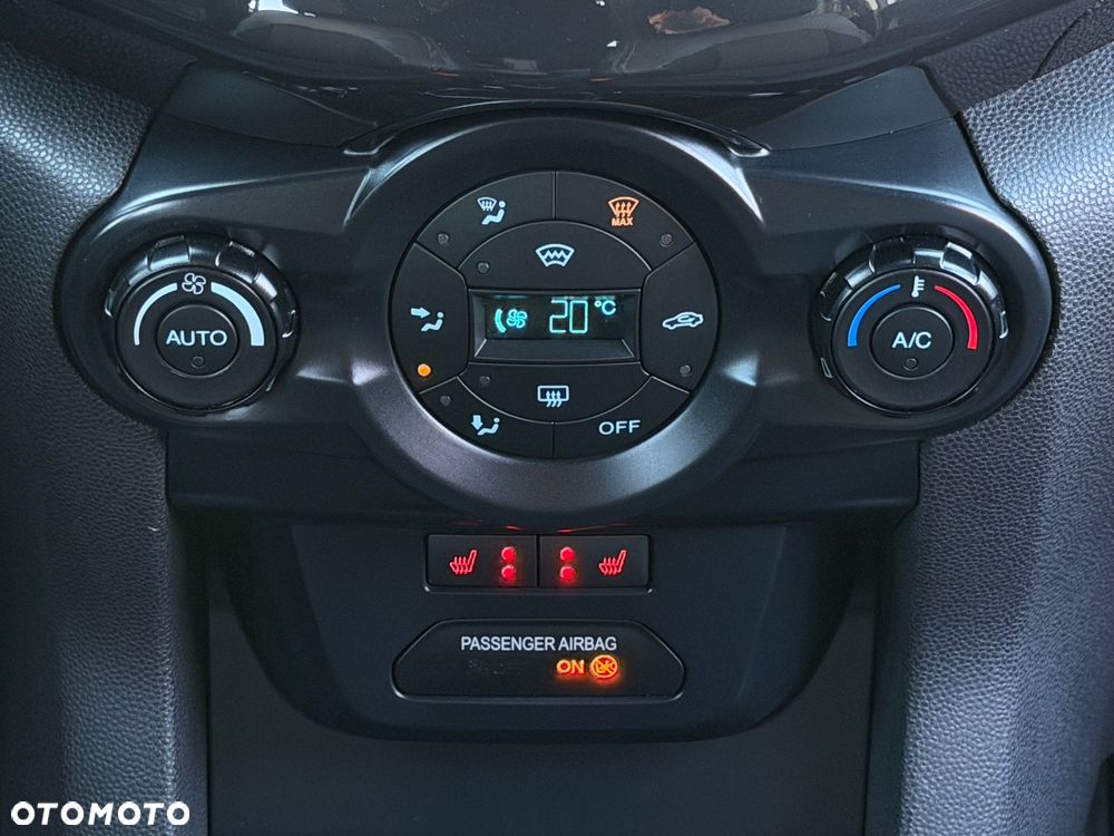 Ford EcoSport 1.0 EcoBoost TITANIUM - 26