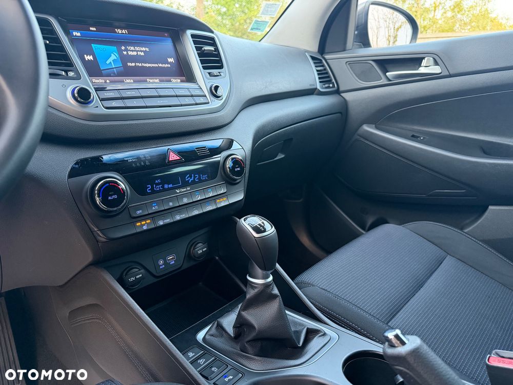Hyundai Tucson 1.6 GDI BlueDrive Design 2WD - 26