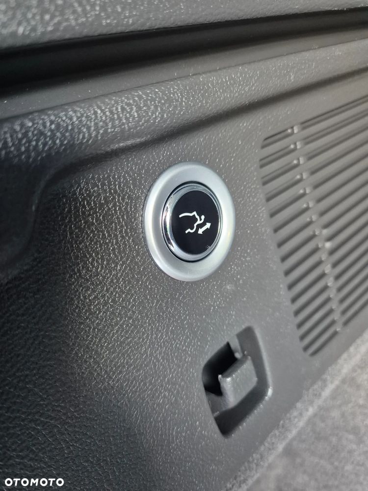 Ford Mondeo 2.0 TDCi STart-Stopp Titanium - 31