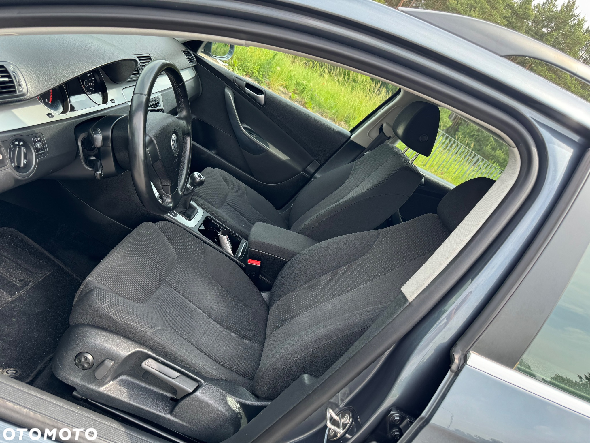 Volkswagen Passat 2.0 TDI Comfortline - 20