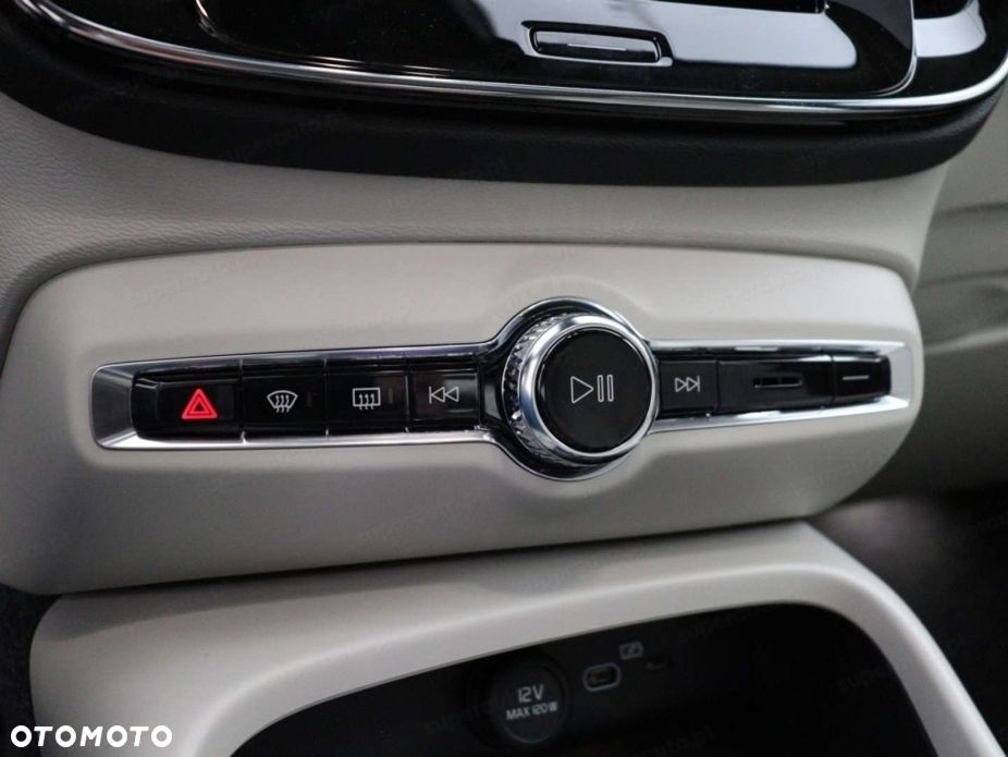 Volvo XC 40 - 16