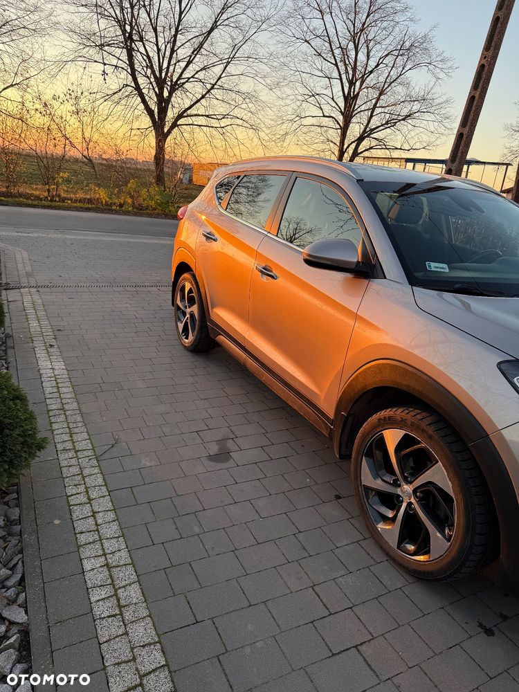 Hyundai Tucson 2.0 CRDI BlueDrive GO 2WD - 5