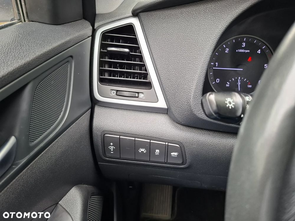 Hyundai Tucson 1.7 CRDI BlueDrive Style 2WD DCT - 23