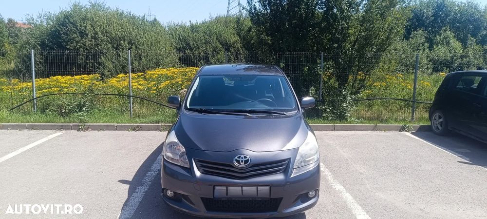 Toyota Verso 2.0 D-4D DPF Sol - 1