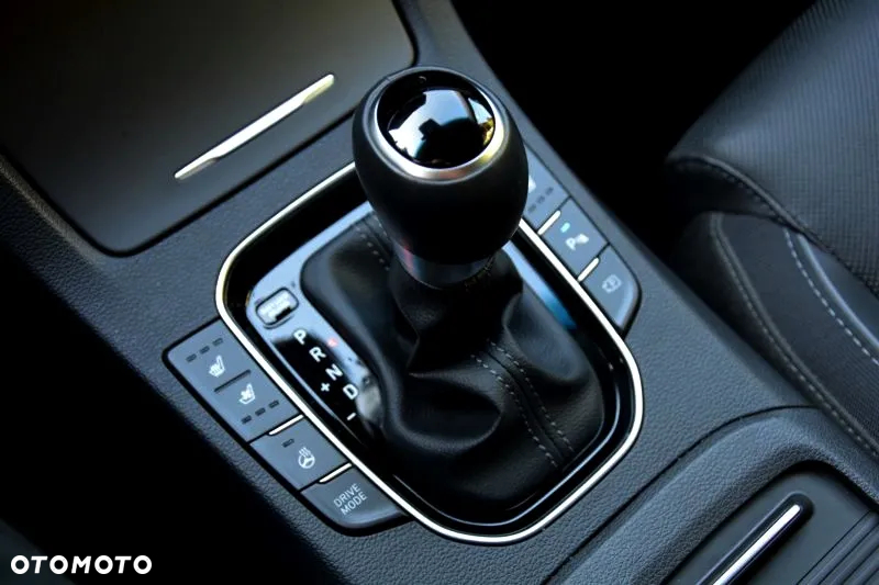 Hyundai i30 1.5 T-GDI 48V-Hybrid DCT Prime - 32