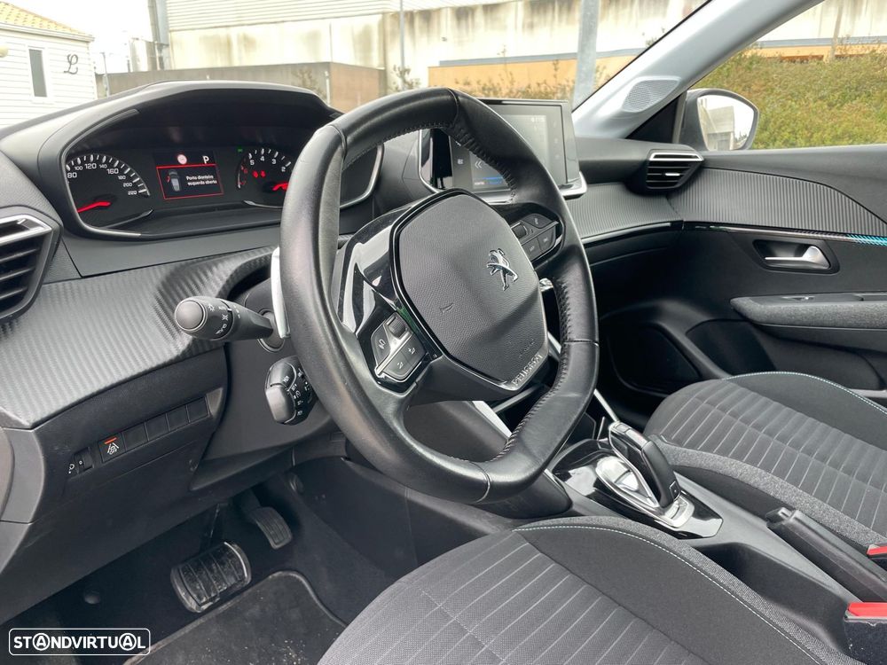 Peugeot 208 1.2 PureTech Allure Pack EAT8 - 8