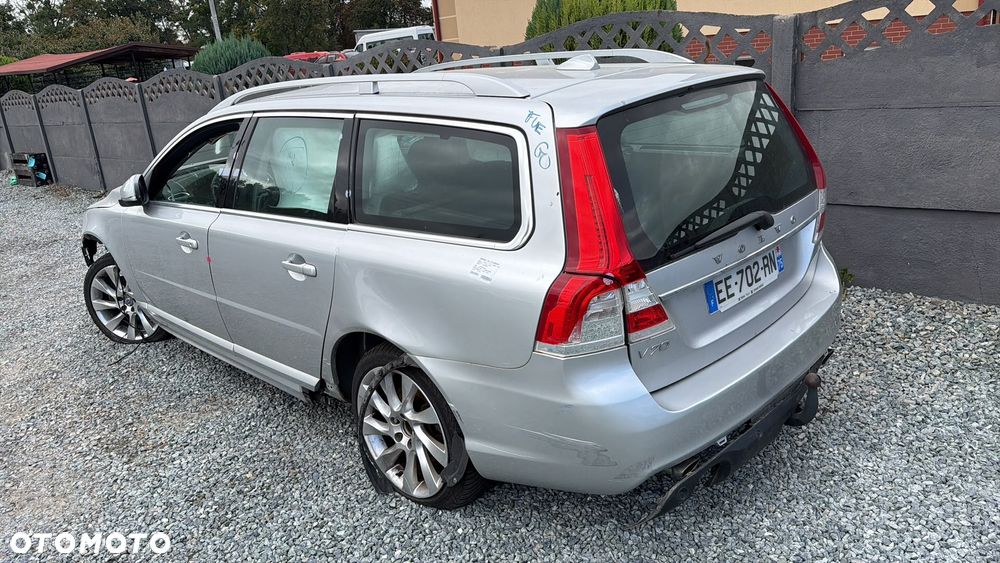 Volvo V70 2016 photo 3