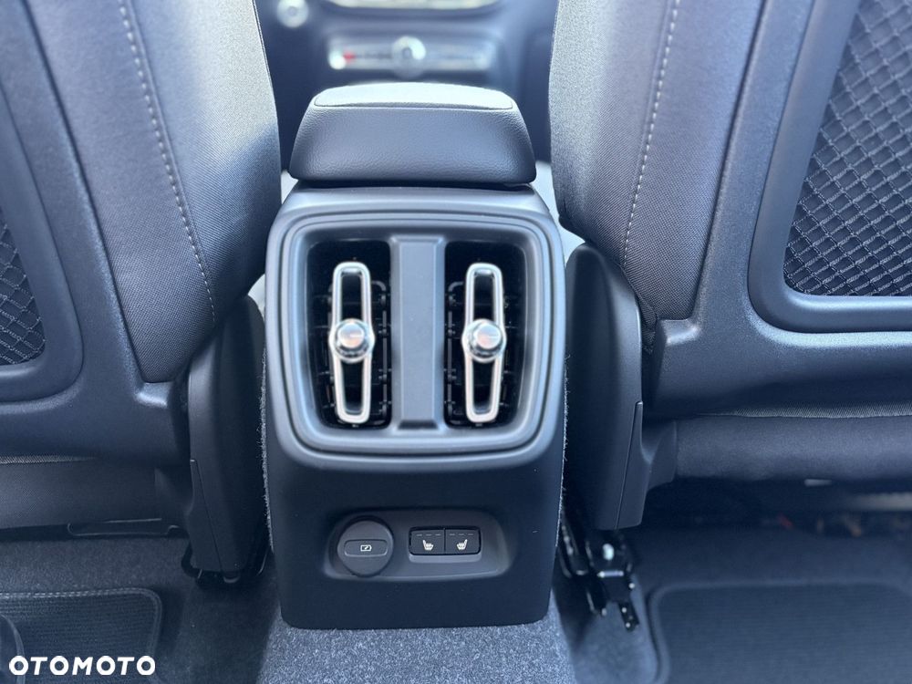 Volvo XC 40 - 21