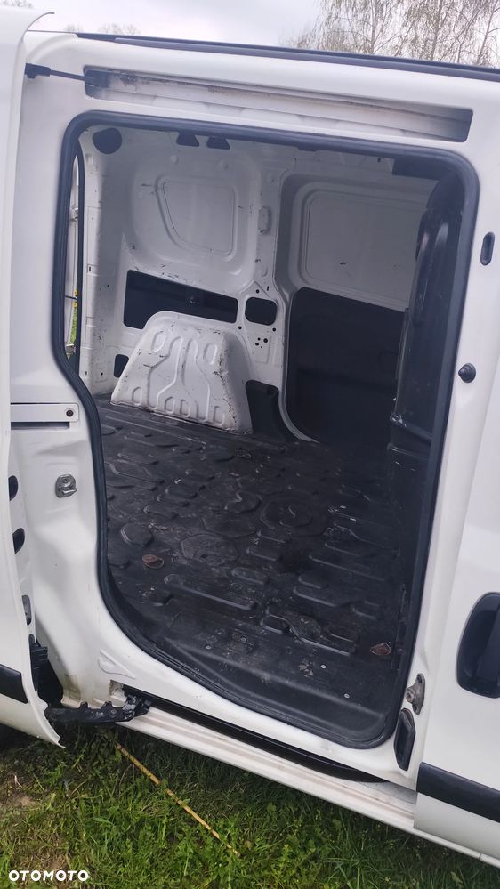 Fiat Doblo - 12