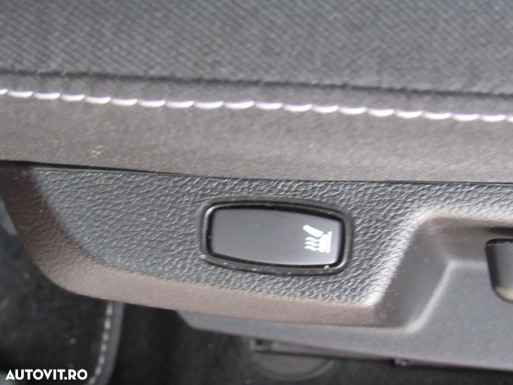 Dacia Duster TCe 150 4X4 Journey+ - 30