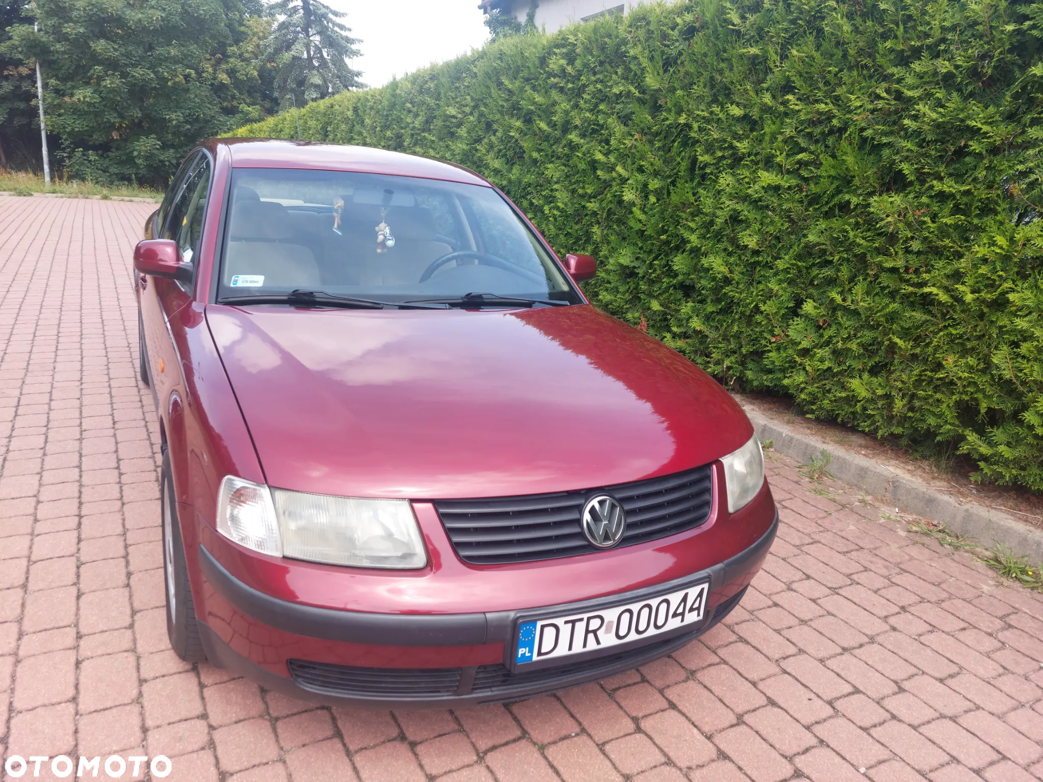 Volkswagen Passat - 2