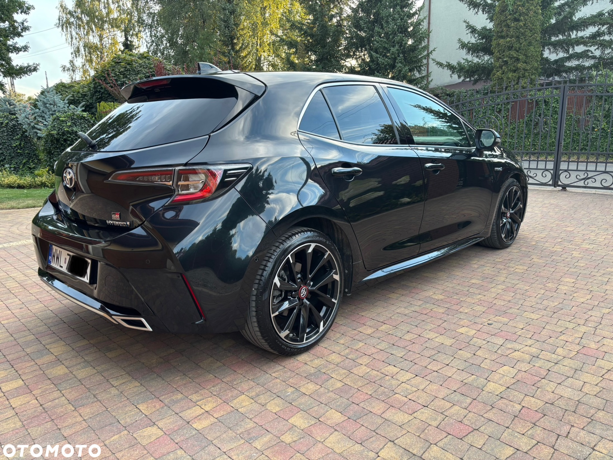 Toyota Corolla 2.0 Hybrid GR Sport - 9