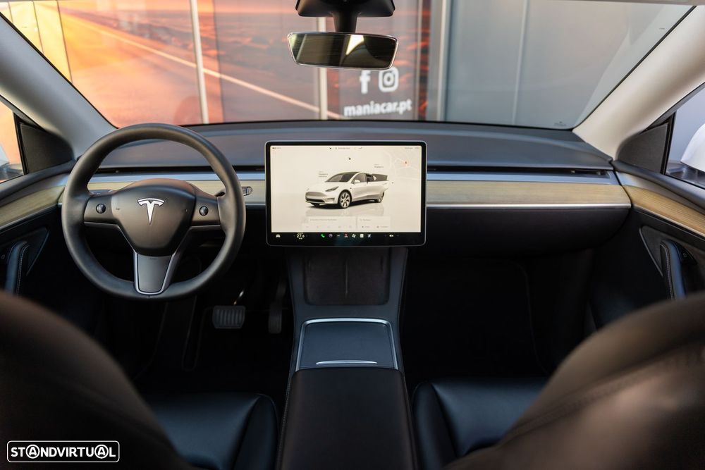 Tesla Model Y RWD - 11