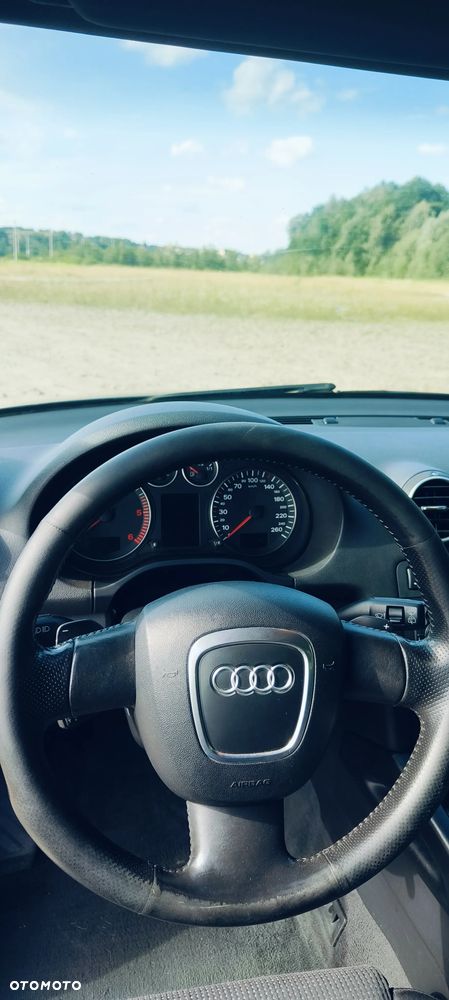 Audi A3 Sportback 2.0 TDI DPF Ambition S tronic - 26