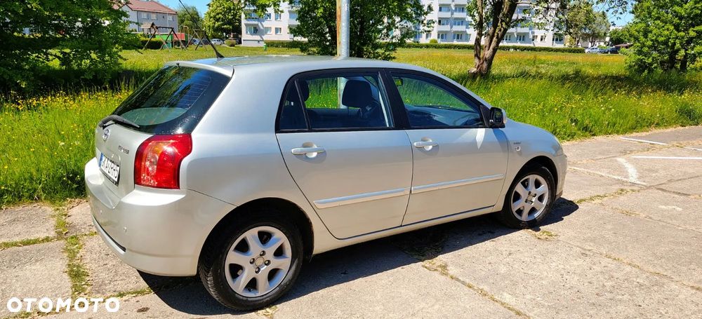Toyota Corolla 1.4 VVT-i Luna - 2