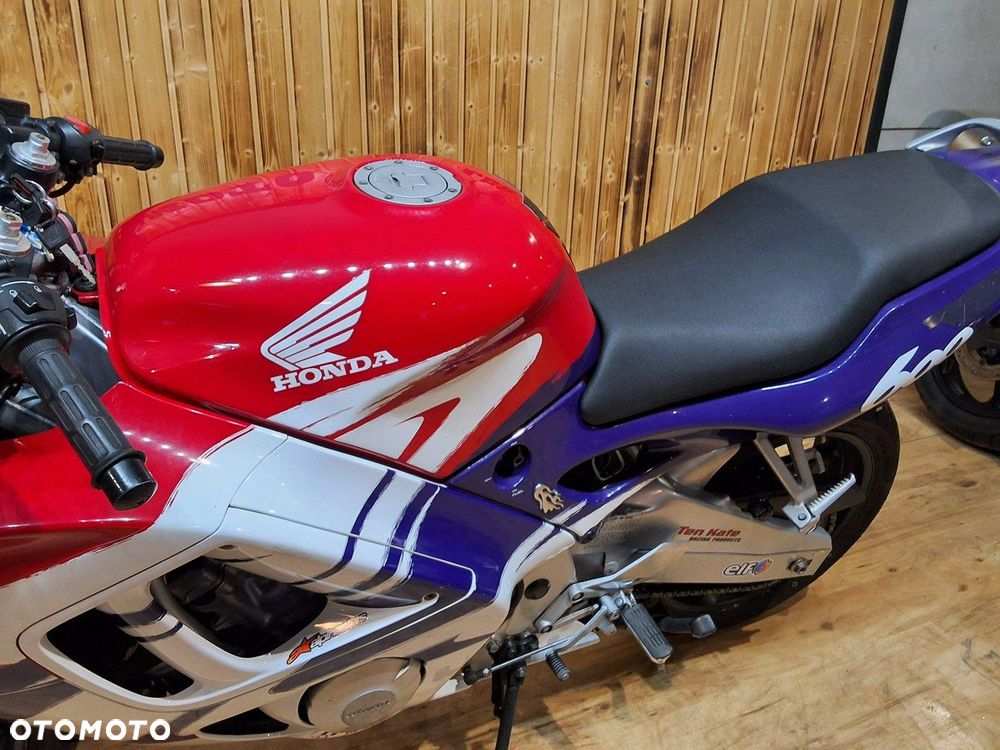 Honda CBR - 4