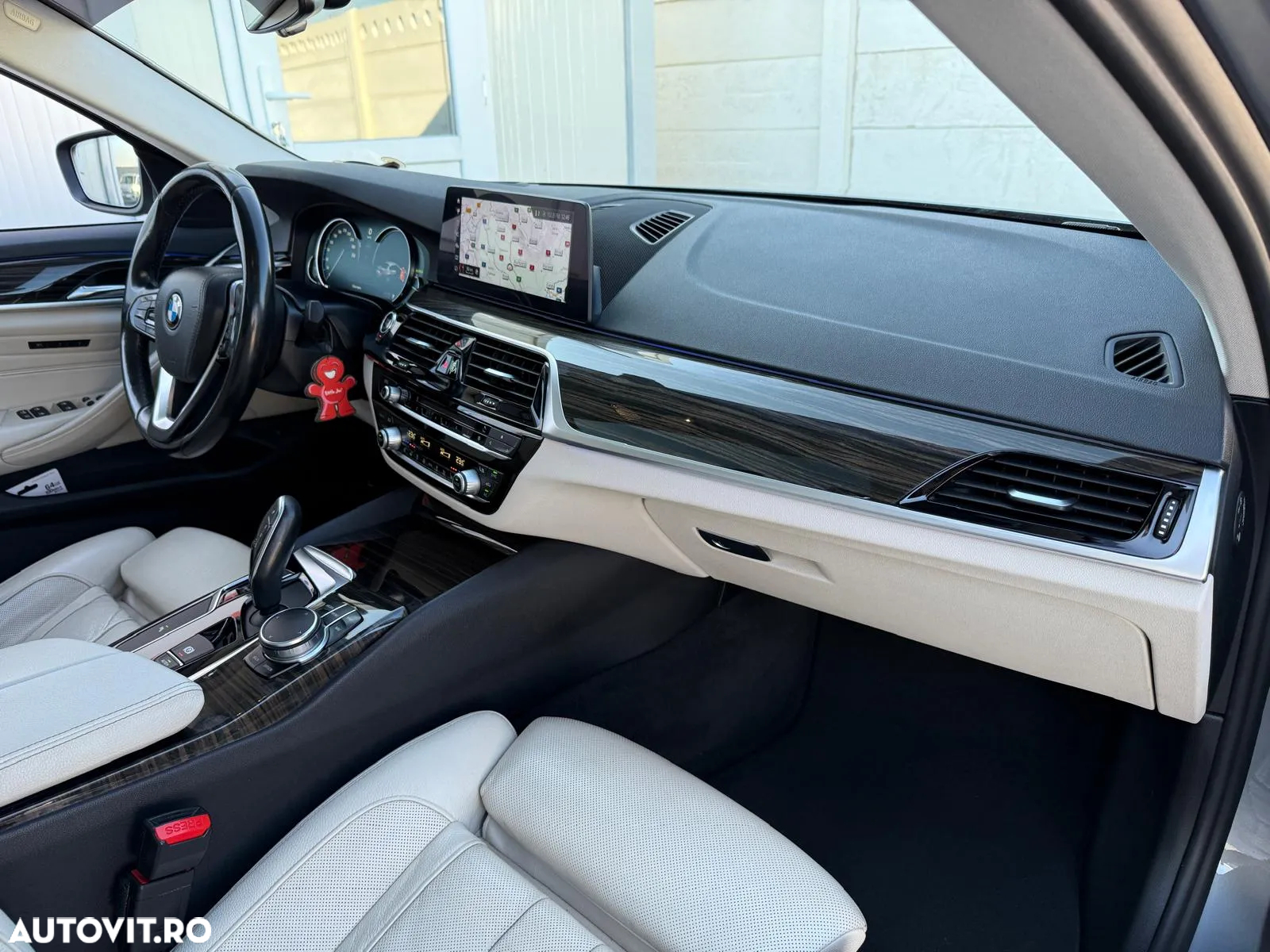 BMW Seria 5 520d AT - 3