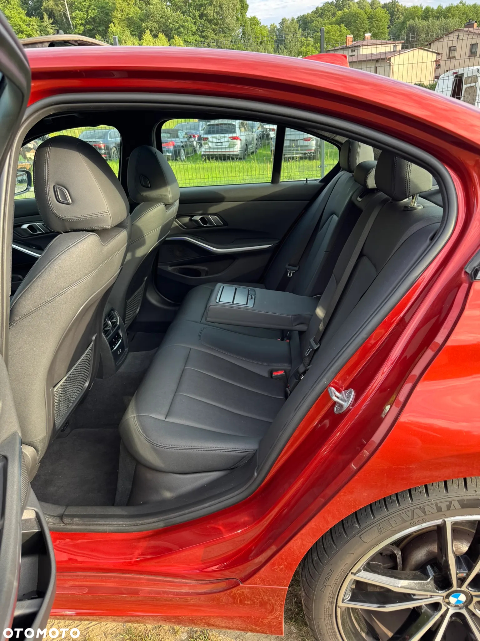 BMW Seria 3 330i M Sport - 27