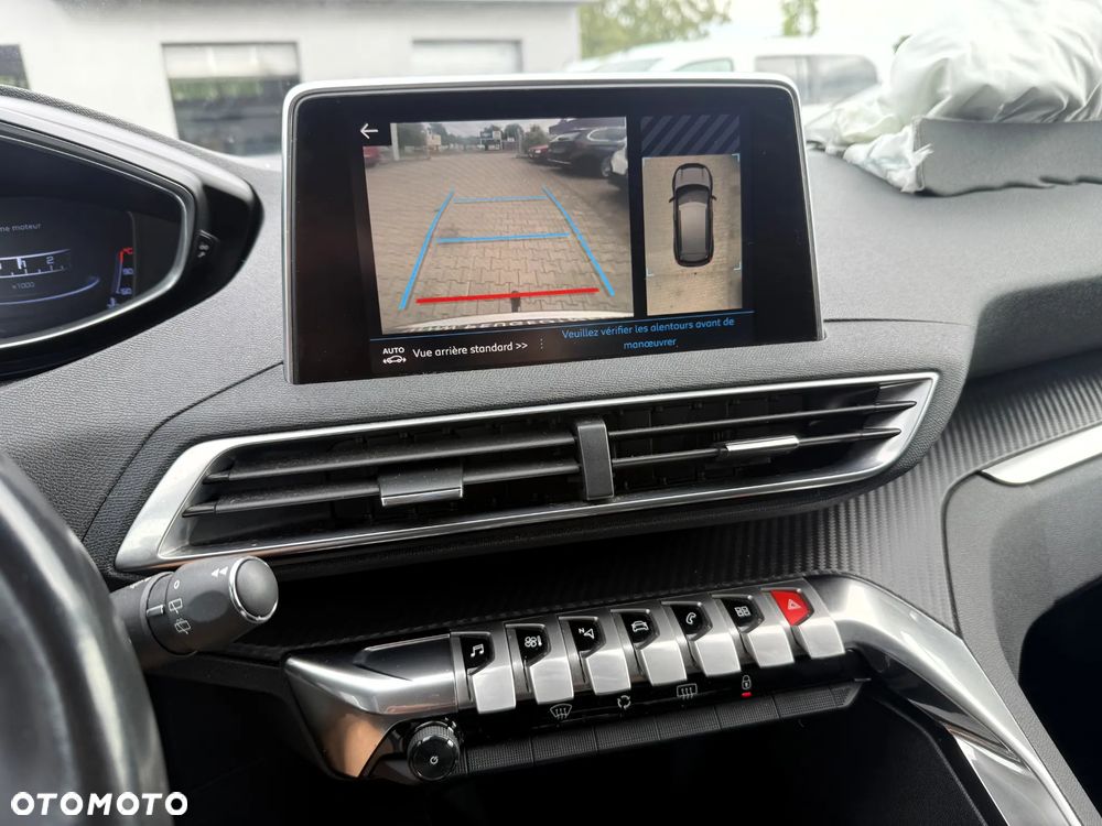 Peugeot 3008 BlueHDi 130 Stop & Start EAT8 Allure Pack - 13