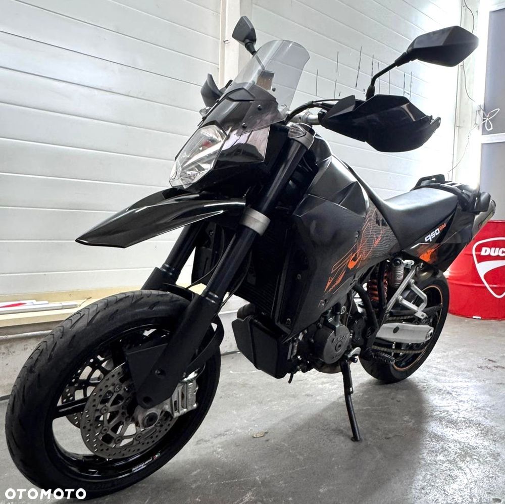 KTM SMT - 10