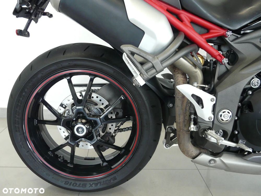 Triumph Speed Triple - 9