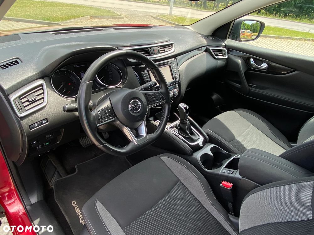 Nissan Qashqai 1.2 DIG-T Xtronic TEKNA+ - 18
