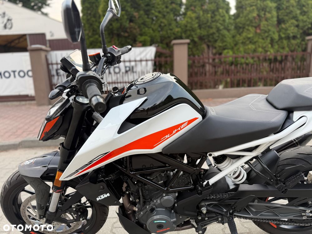 KTM Duke 390 - 22