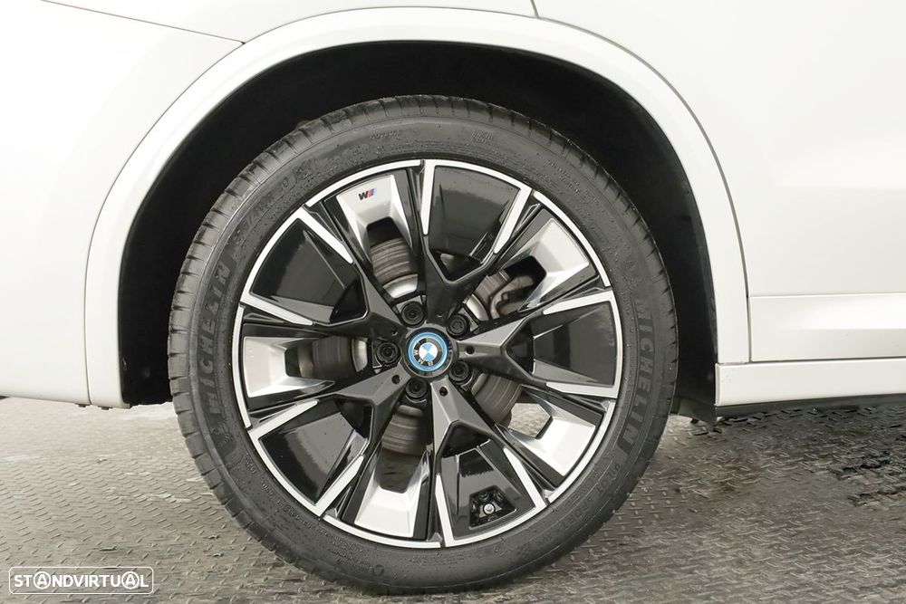 BMW iX3 M Sport Inspiring - 5
