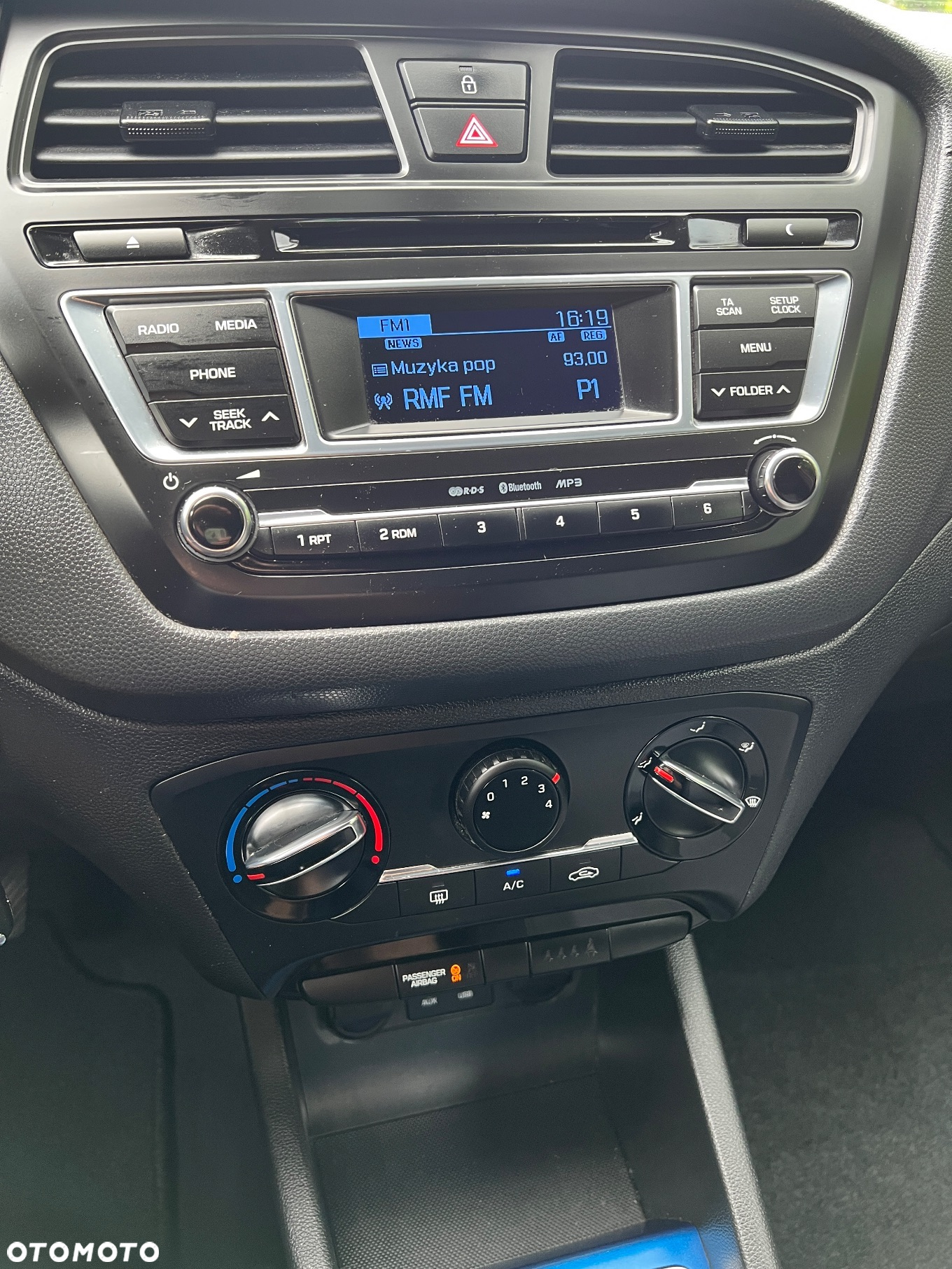 Hyundai i20 1.2 BlueDrive Classic + - 14