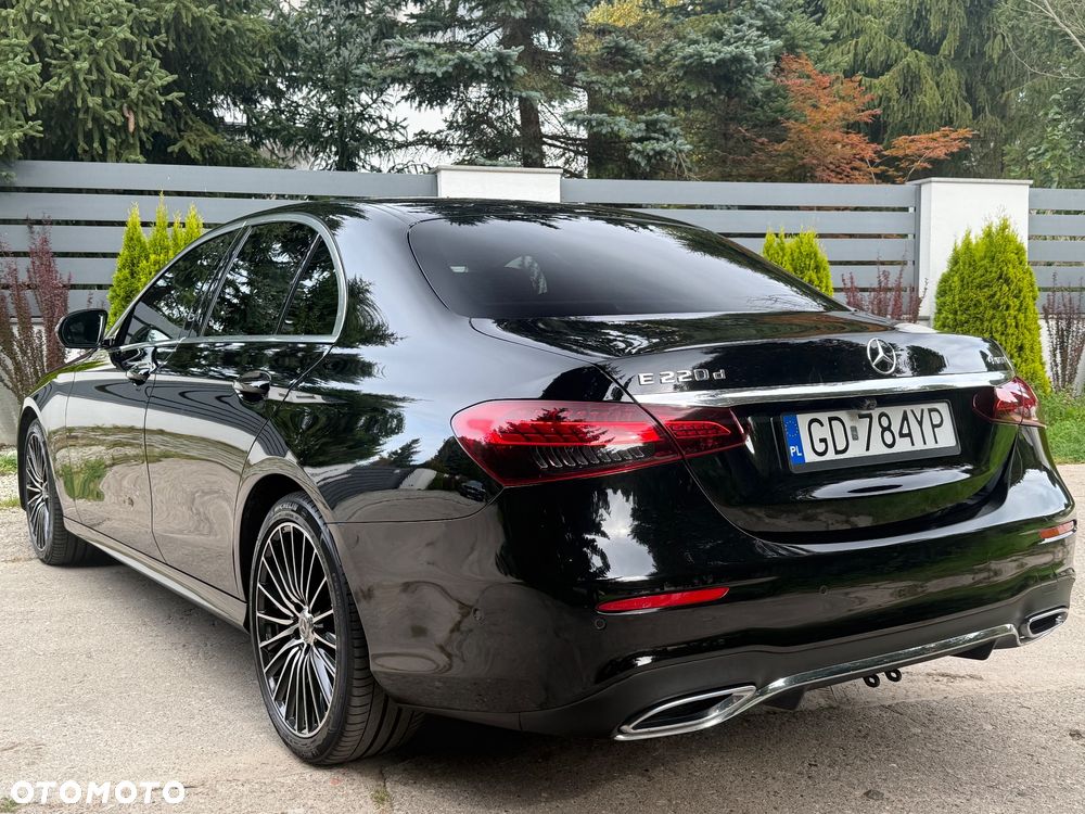 Mercedes-Benz Klasa E 220 d 4-Matic 9G-TRONIC - 10