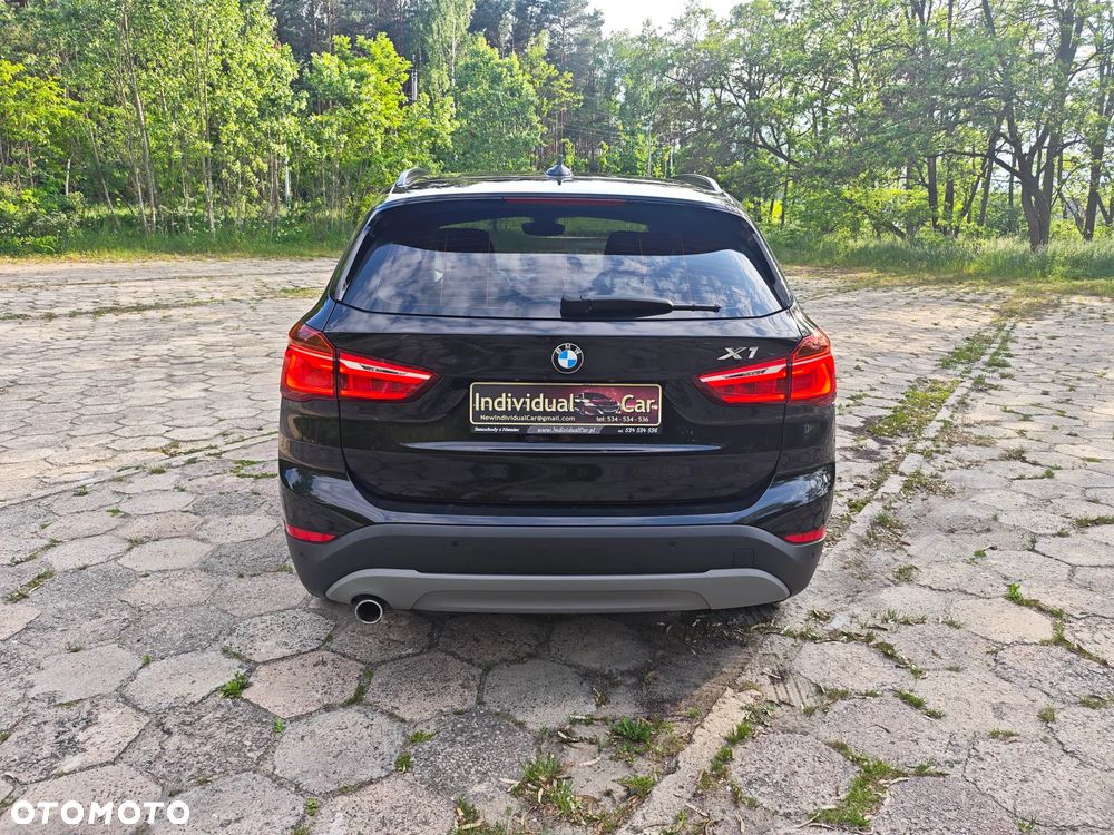 BMW X1 xDrive18d Advantage sport - 12