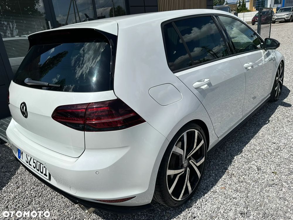 Volkswagen Golf GTI BlueMotion Technology DSG - 12