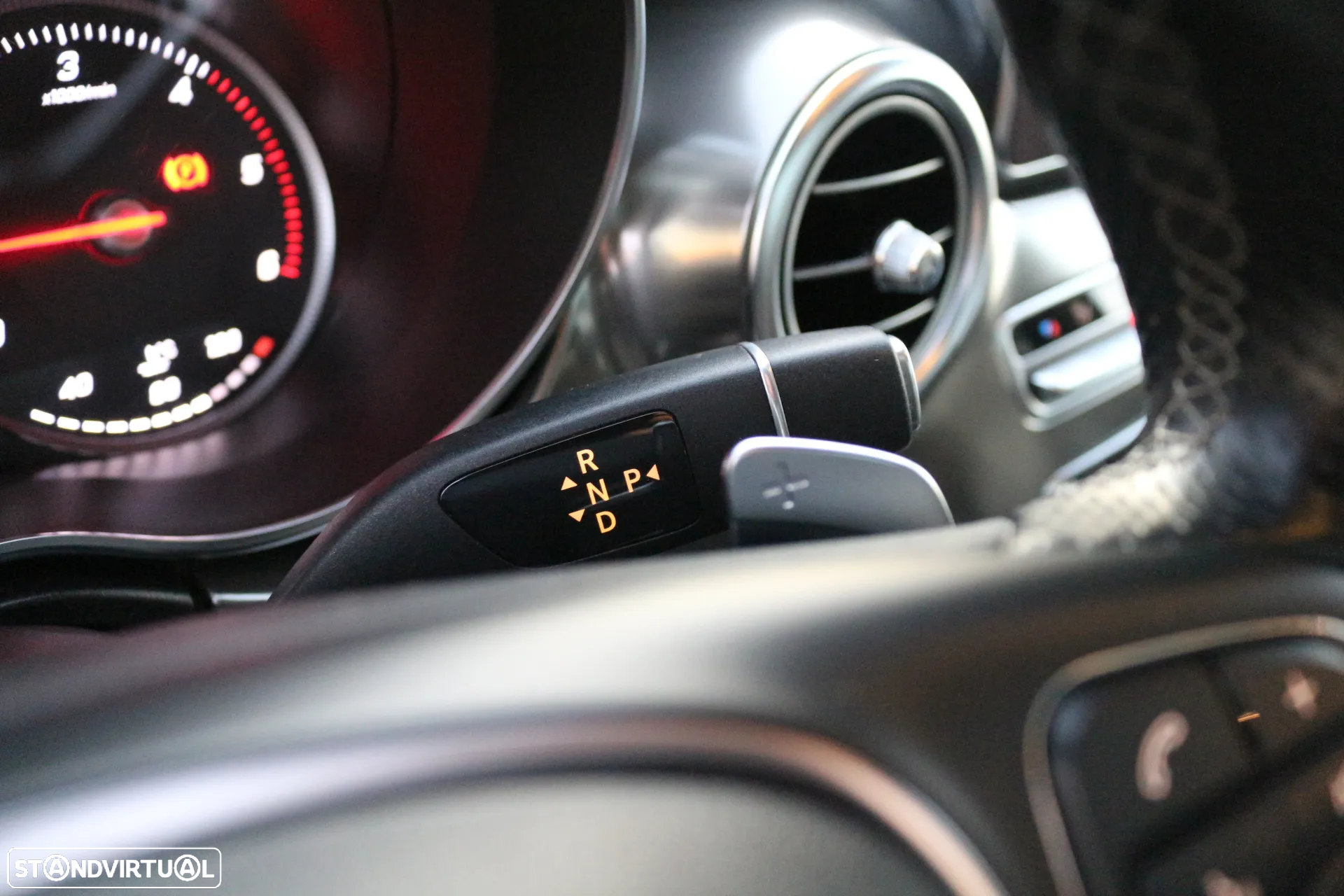 Mercedes-Benz V 250 d Exclusive - 25