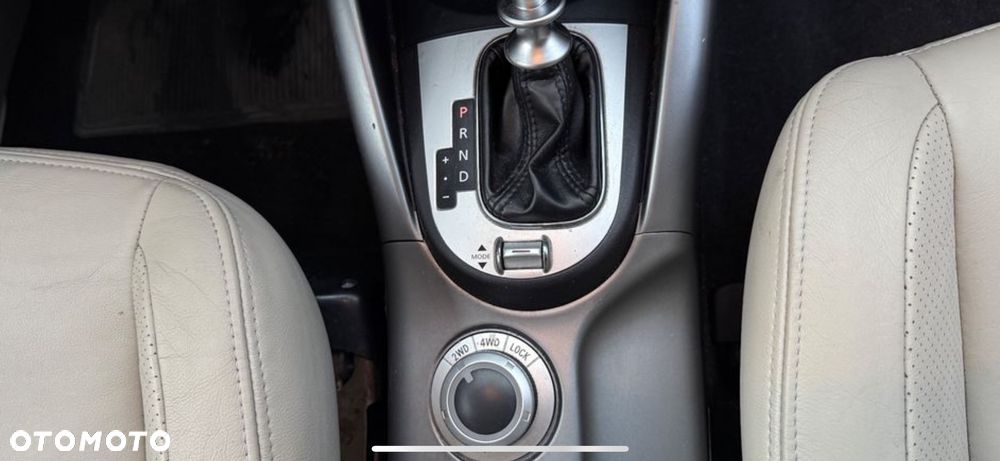 Citroën C-Crosser 2.2 HDi Exclusive DCS - 13