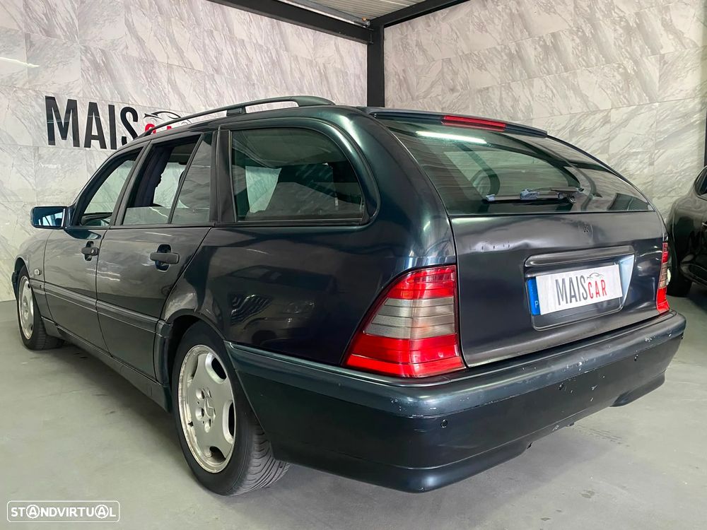Mercedes-Benz C 220 - 4