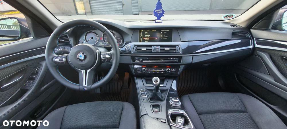 BMW Seria 5 525d Luxury Line - 5