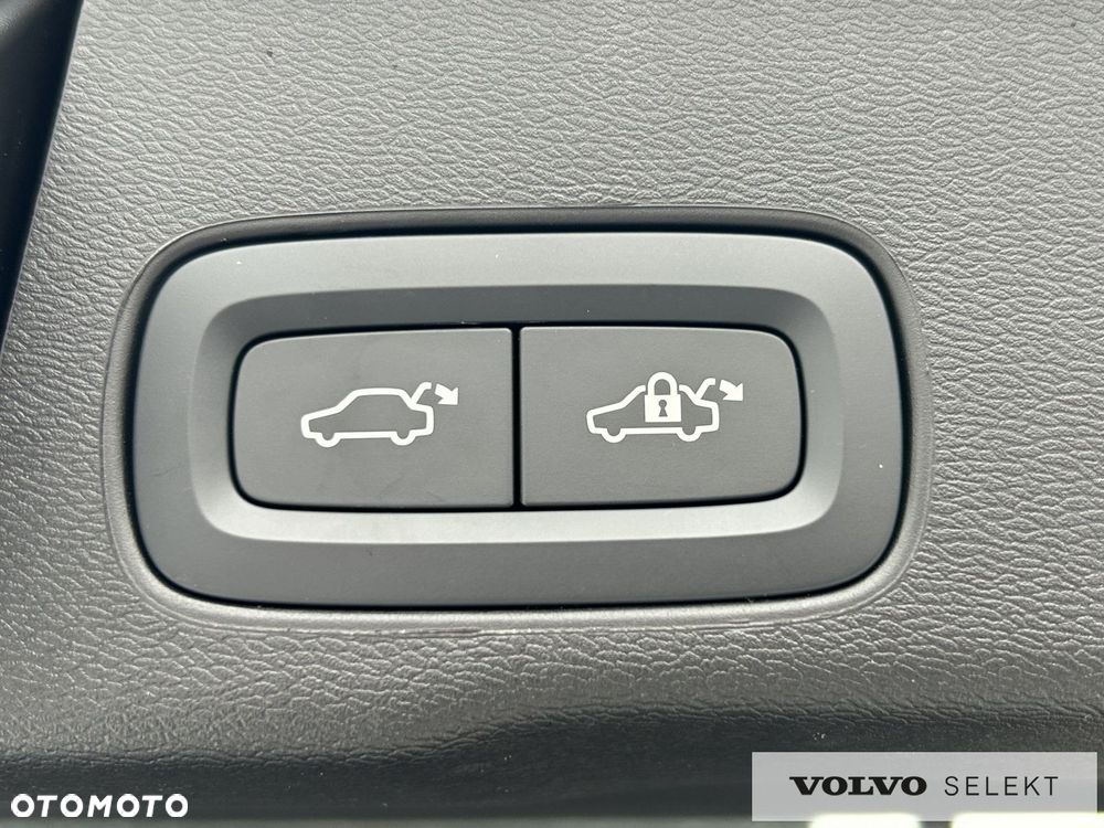 Volvo XC 60 - 33