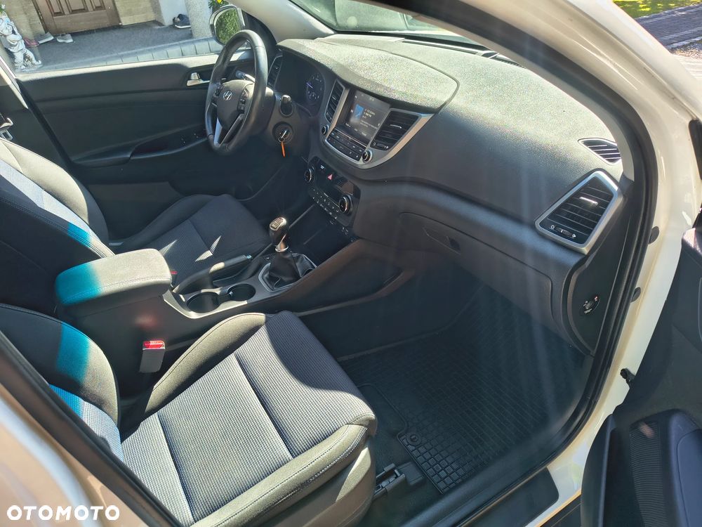 Hyundai Tucson 2.0 CRDI 2WD Style - 9