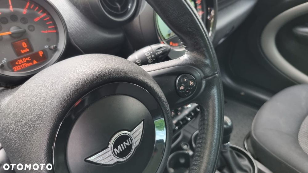 MINI Countryman Cooper D ALL4 EU6 - 18