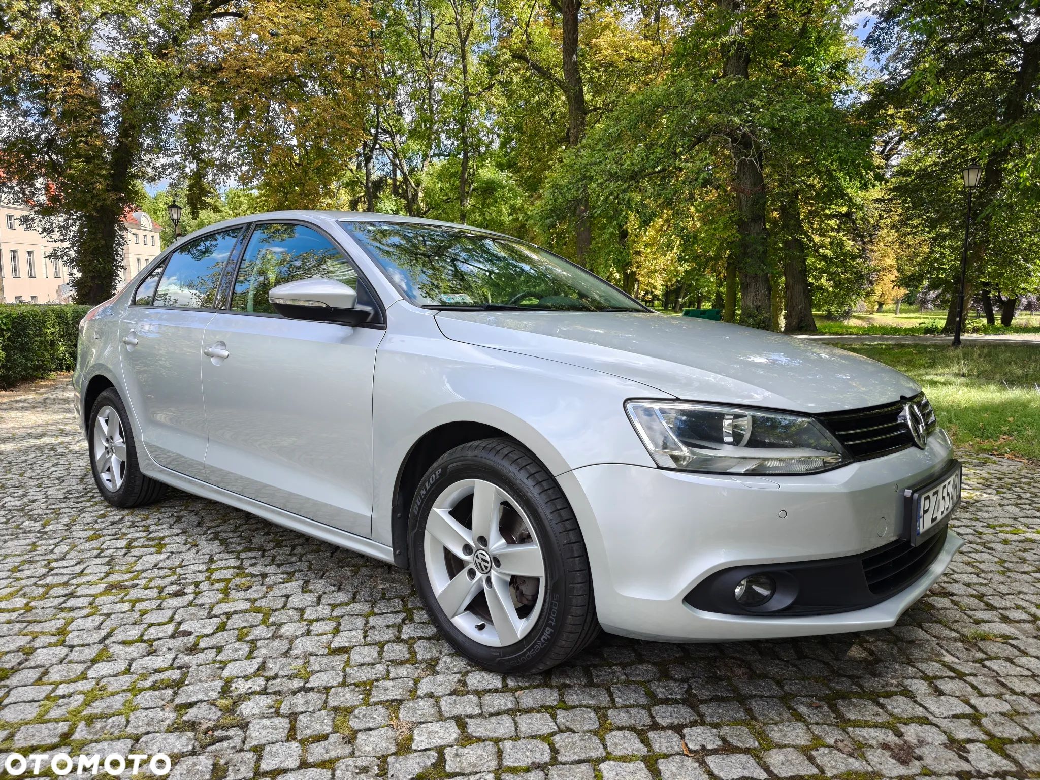Volkswagen Jetta 1.4 TSI Comfortline - 1