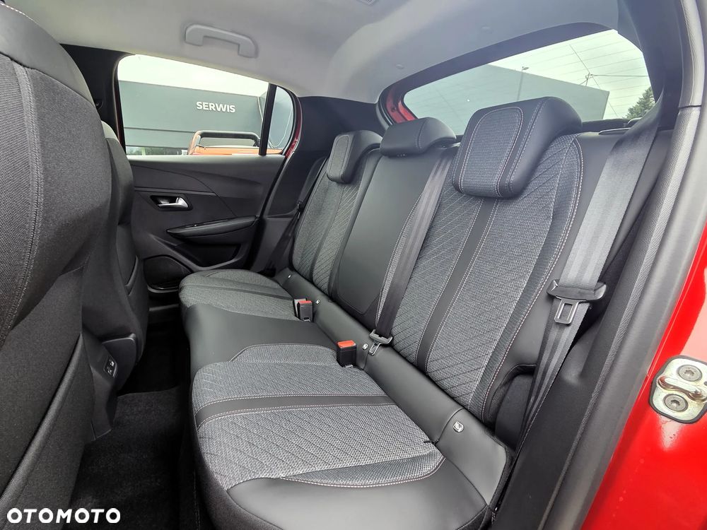 Peugeot 208 1.2 mHEV Allure e-DCS6 - 18