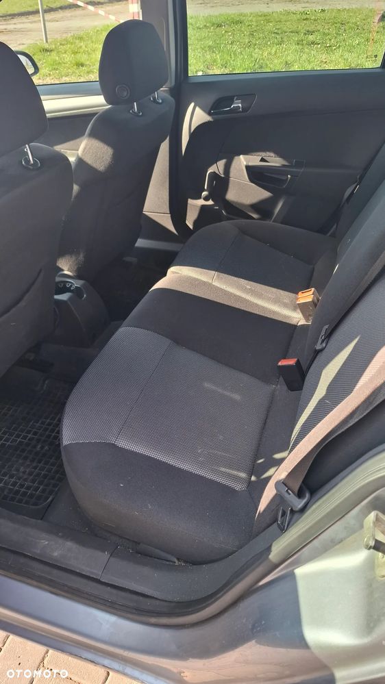 Opel Astra 1.6 Edition 111 Jahre - 8