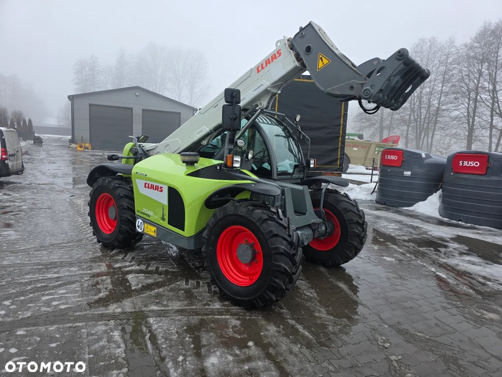 Claas scorpion 7045 - 2