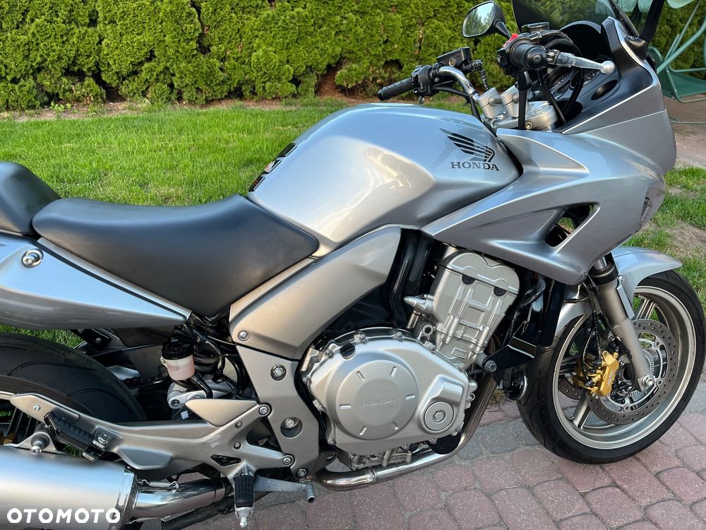 Honda CBF - 16