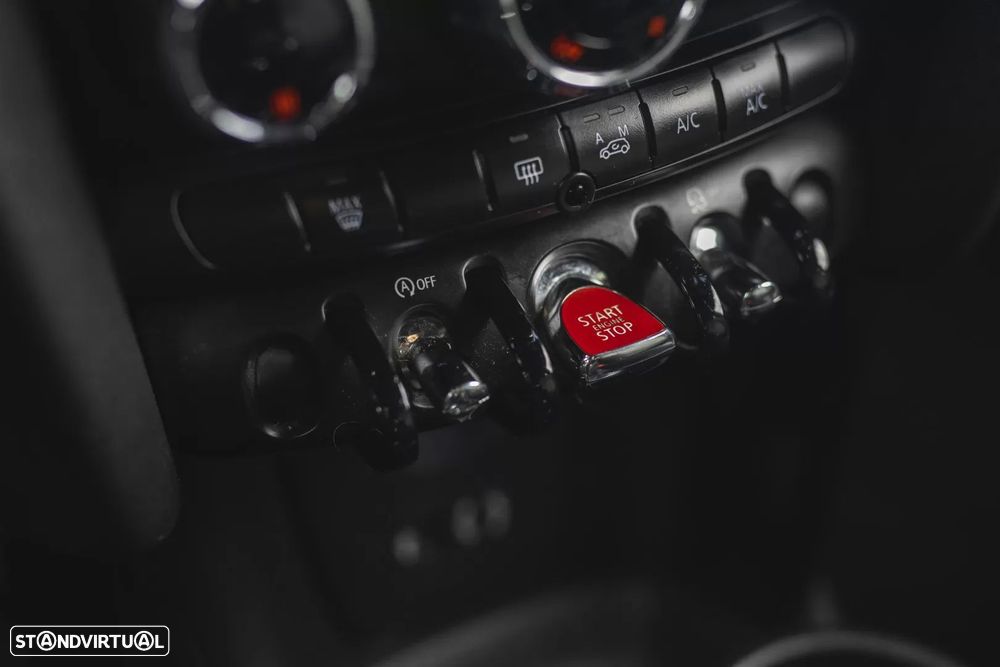 MINI 5 Portas Cooper D - 22